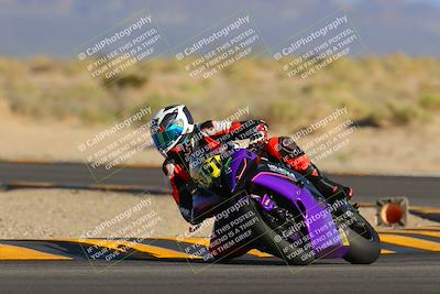 media/Oct-29-2022-CVMA (Sat) [[14c0aa3b66]]/Race 9 Amateur Supersport Middleweight/